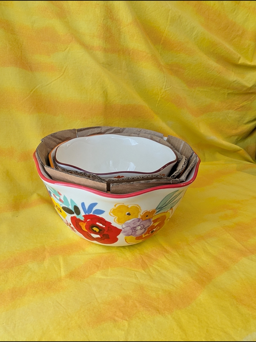 The Pioneer Woman Flea Market Wavy Nesting Serving Bowl Set